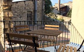 Une Terrasse Aux Chartrons